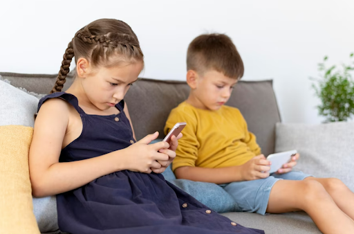 How to Monitor Your Child's Phone Stealthily